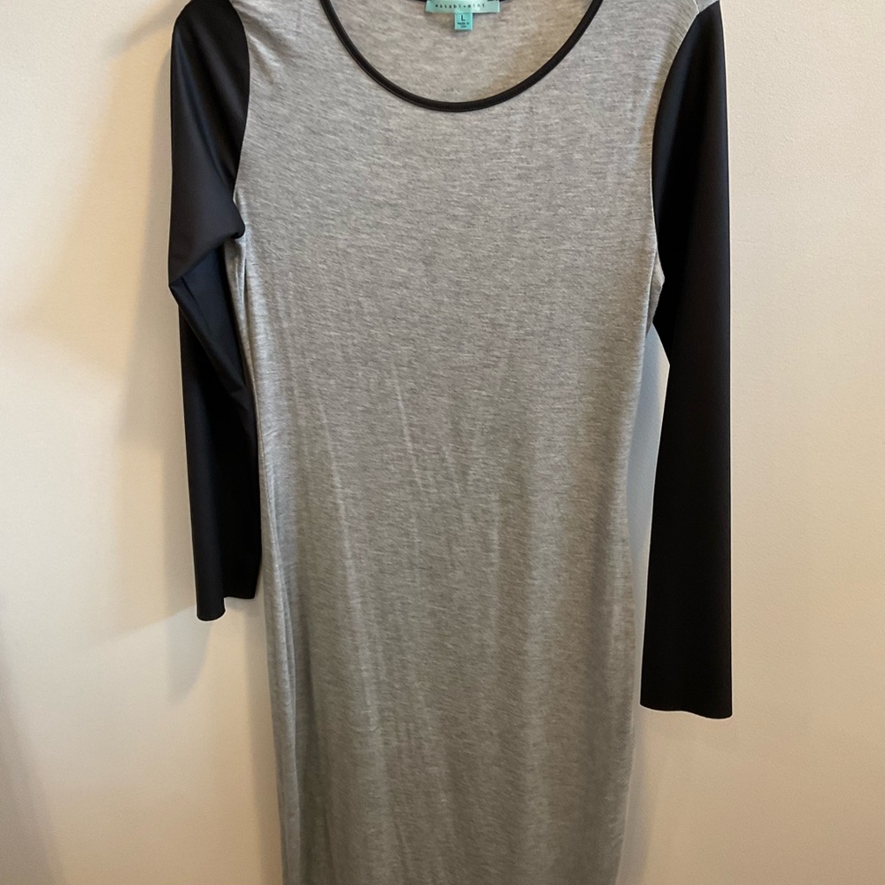 Gray stretch t- shirt dress large